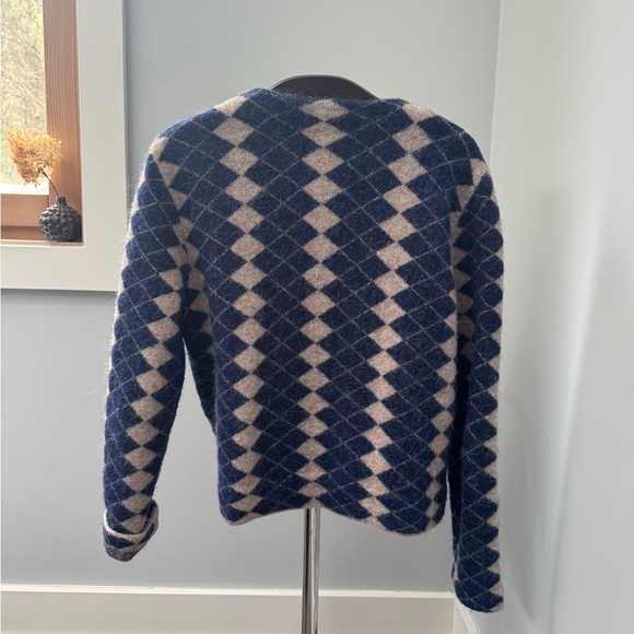 Zara Navy and Beige Argyle Knit - Picture 2 of 4